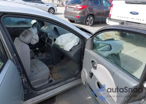 2005 Saturn Ion 1 from USA, damaged, VIN 1G8AF52F35Z160629